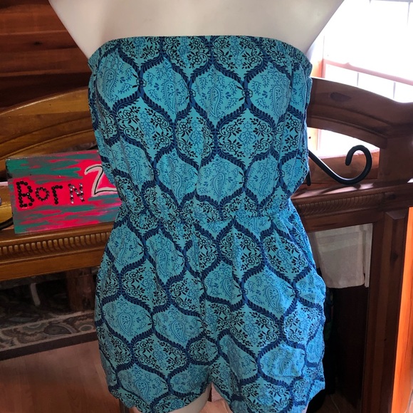 $30 One piece ROMPER shorts pockets - Picture 6 of 6
